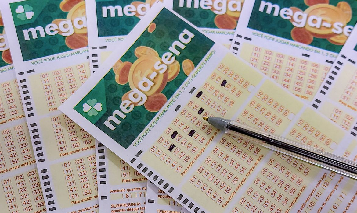 Mega-Sena acumulada pode pagar prêmio de R$ 60 milhões neste sábado