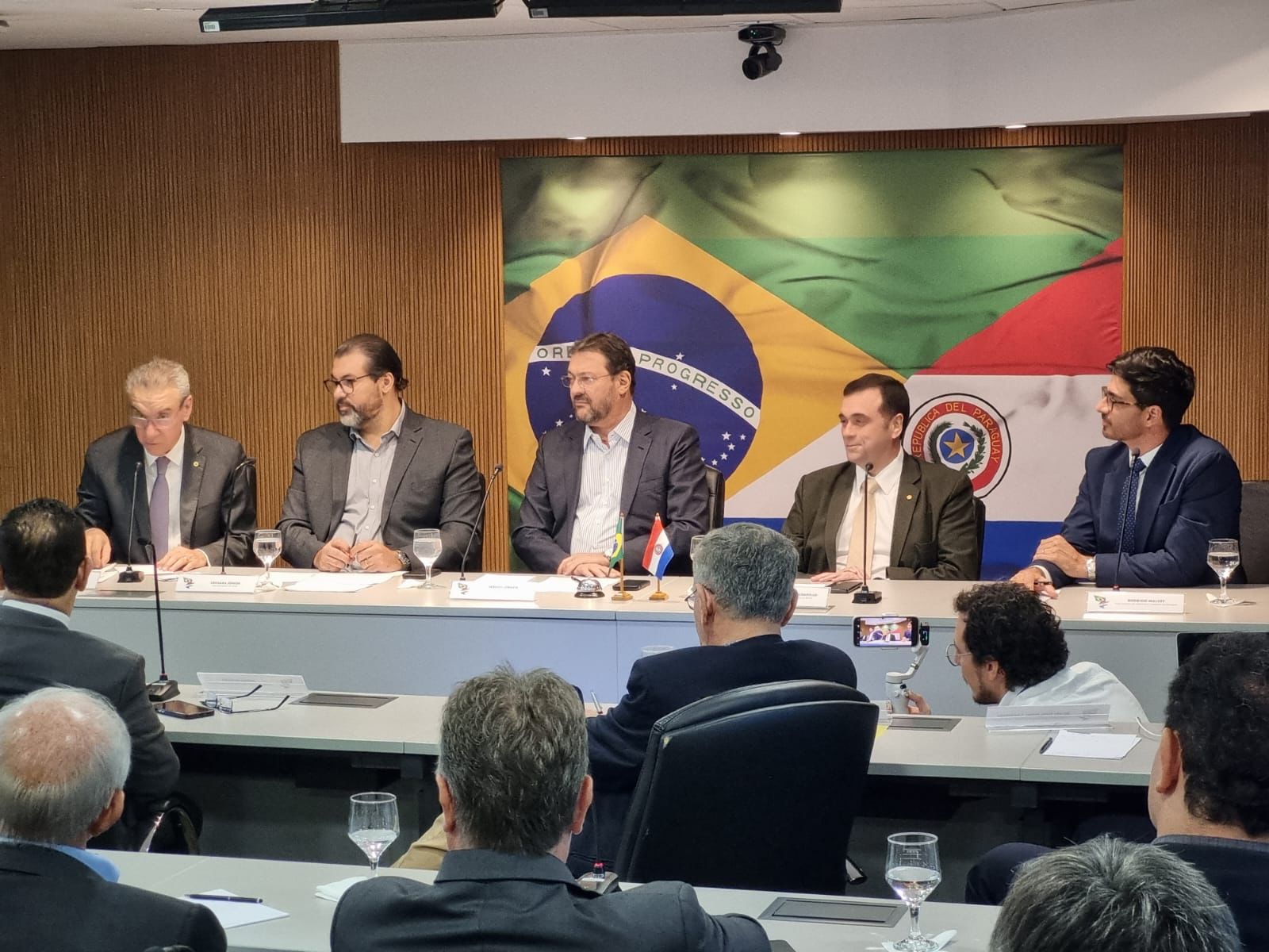 Na Fiems, Paulo Corrêa reforça a integração e as potencialidades de MS à comitiva paraguaia