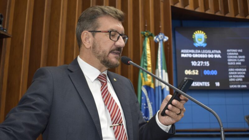 Pedro Kemp enaltece PF e finaliza pronunciamento com “Ditadura Nunca Mais!”