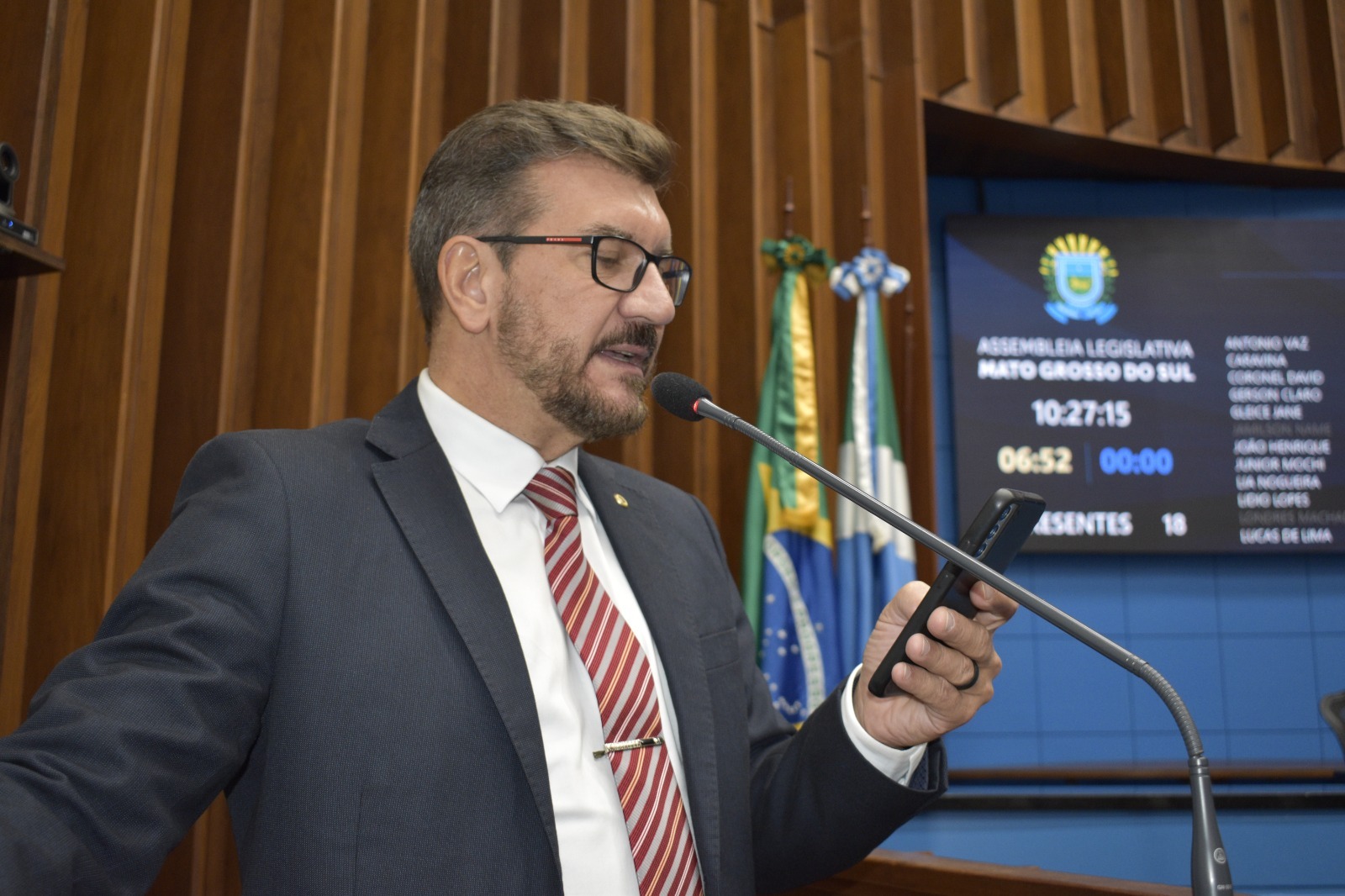 Pedro Kemp enaltece PF e finaliza pronunciamento com “Ditadura Nunca Mais!”