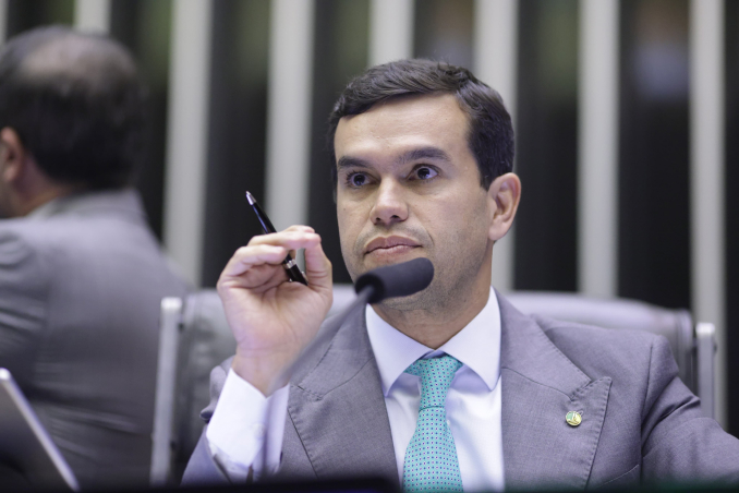 Deputado Beto Pereira convoca audiência pública para discutir regulamentação dos direitos de motoristas de aplicativos em MS