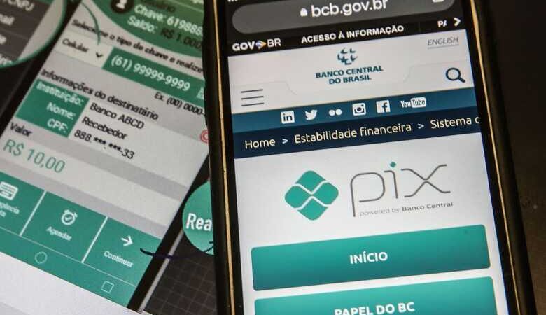 PIX ultrapassa dinheiro e se torna a forma de pagamento mais utilizada no Brasil