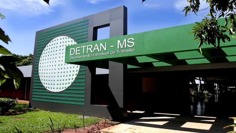 Detran-MS alerta sobre ‘golpe na praça’ usando guia falsa para pagamento