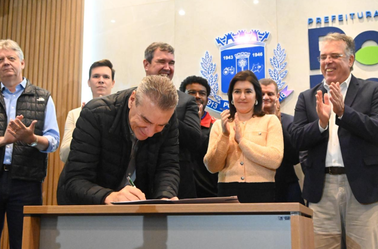 Com Riedel e Tebet, Paulo Corrêa assina convênio de R$ 51,6 milhões para Ponta Porã