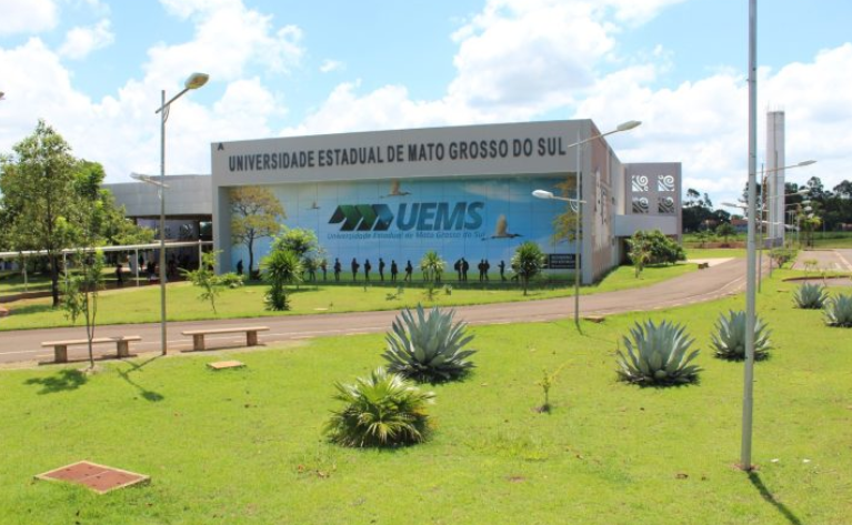 Reitoria da UEMS e Governo do Estado de MS realizam nesta sexta, solenidade  histórica de assinaturas de termos de quatro Restaurantes Universitários e novas  obras