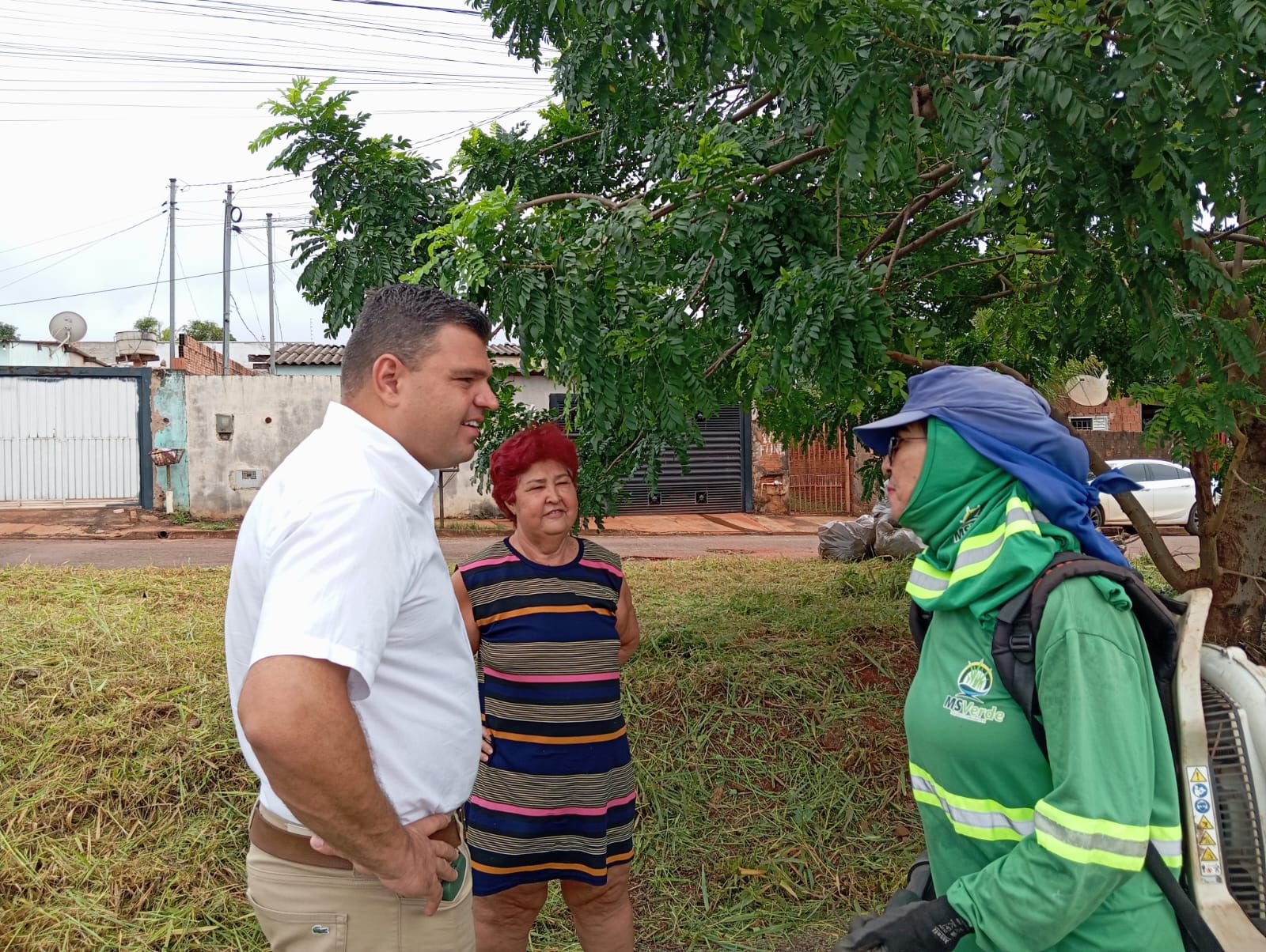 Vereador Silvio Pitu acompanha melhorias em cruzamento no Guanandi 2 após pedido da comunidade