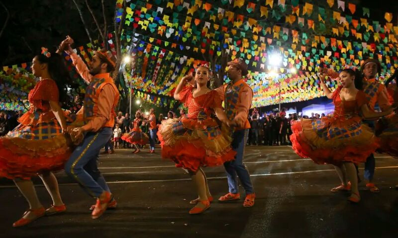 Festas juninas já movimentam Campo Grande com arraiás e shows