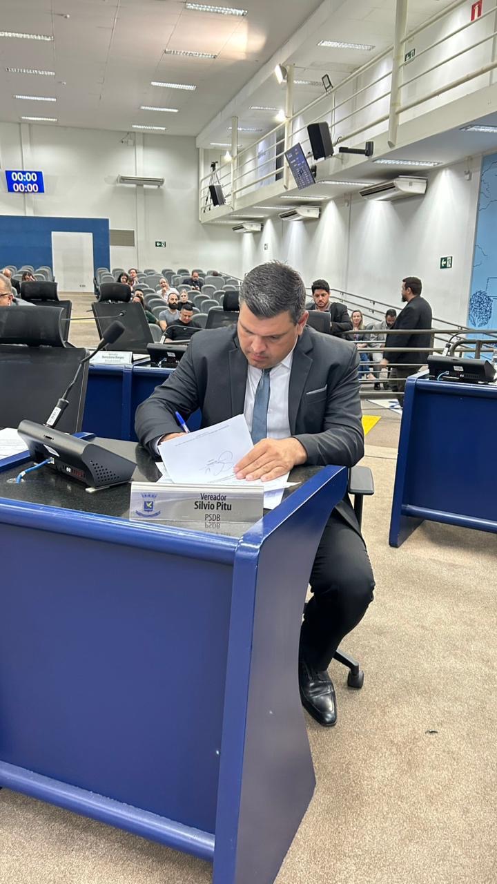 Vereador Silvio Pitu assina requerimento da CPI do Tapa-Buraco e reforça cobrança por transparência em Campo Grande