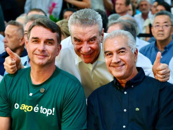 Reeleito para o 9º mandato, Paulo Corrêa reforça campanha de Flávio Bolsonaro em MS